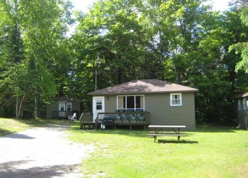 Cloverleaf Cottages Oxtongue Lake Exteriér fotografie